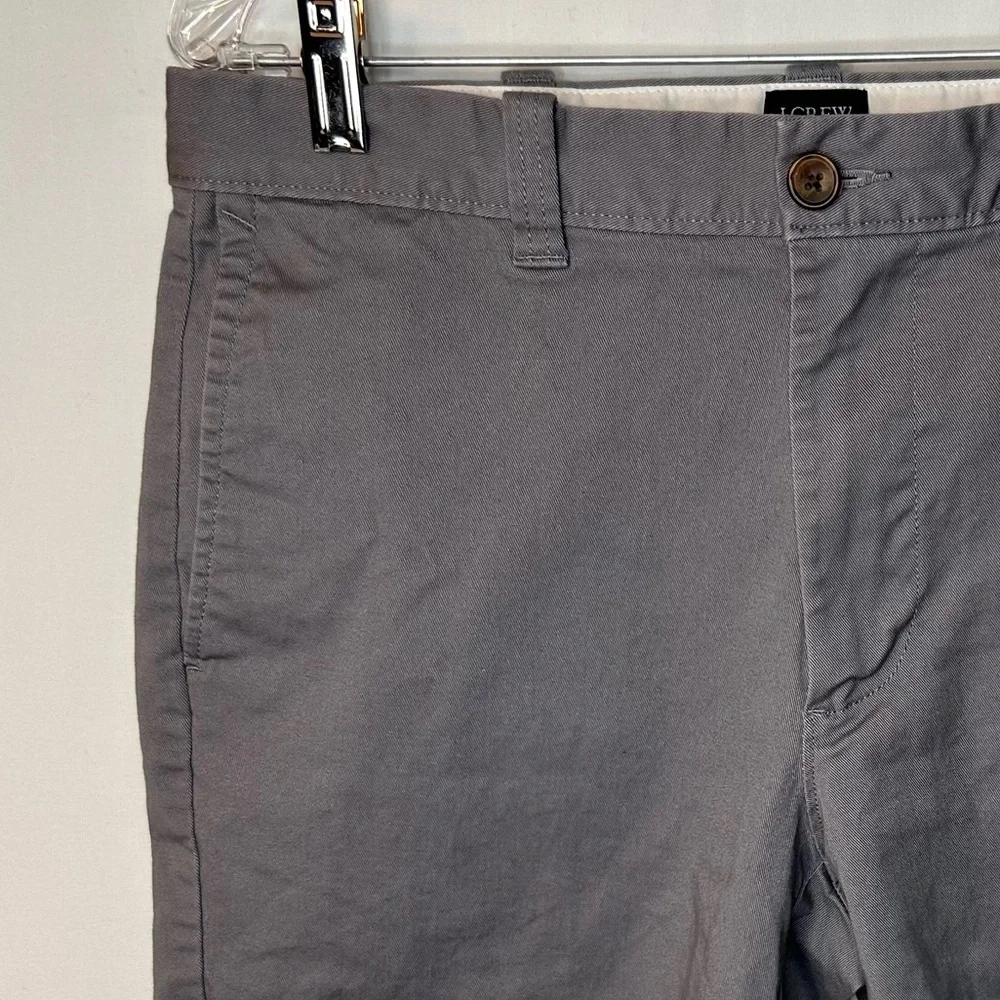 J.Crew Re-Imagine Men’s Short Gray Pants W31 X 9”Inseam